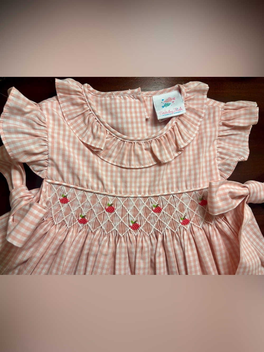 Stitchy Fish 🍎 Smocked Apples Peach Pink Gingham Dress NWOT